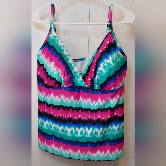 Catalina Colorful Tankini Top Size 2X Summer Swimwear Resort Beach Swimsuit Boho - Picture 1 of 9